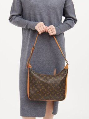 Vintage 80's Louis Vuitton Boulogne 30 Monogram Shoulder Hobo Bag